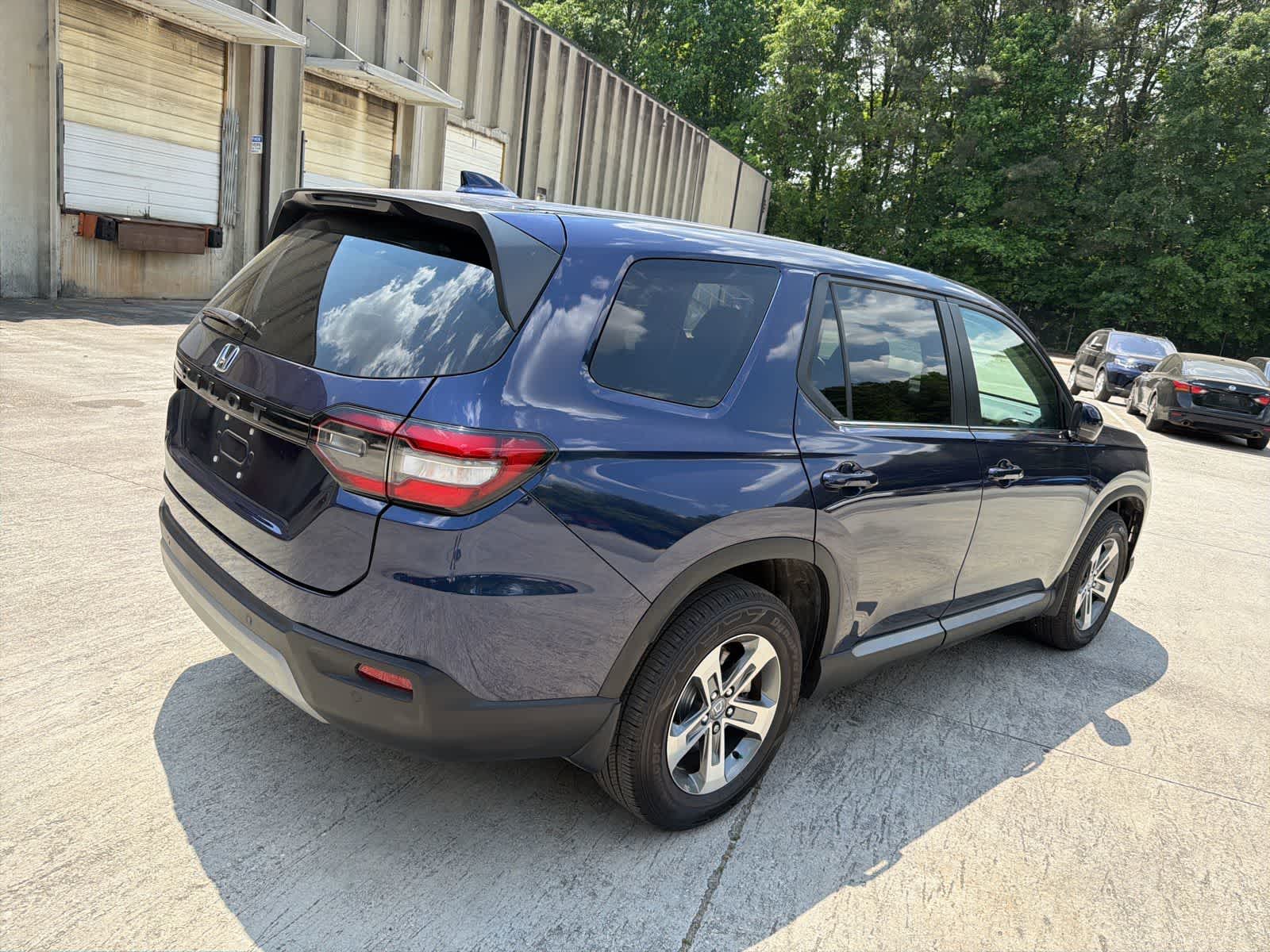 Thumbnail: 2025 Honda Pilot - 10