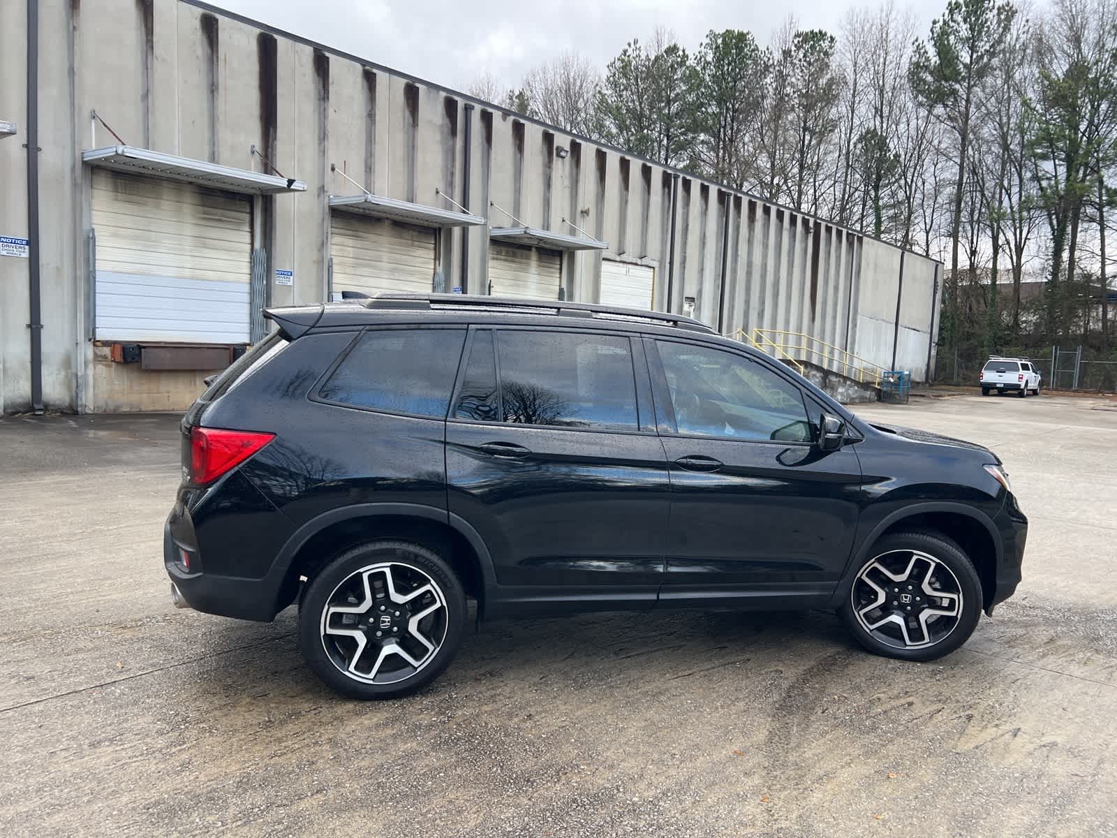 Thumbnail: 2022 Honda Passport - 12