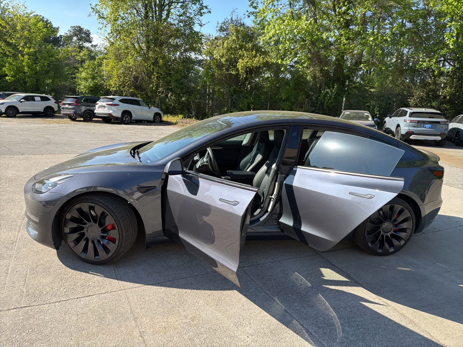 Thumbnail: 2023 Tesla Model 3 - 19