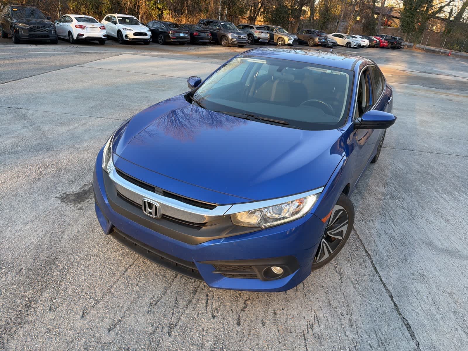 Thumbnail: 2018 Honda Civic - 3