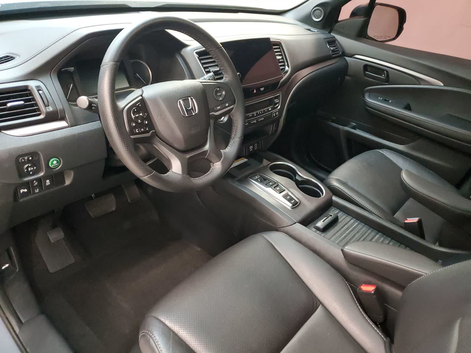 Thumbnail: 2023 Honda Passport - 2