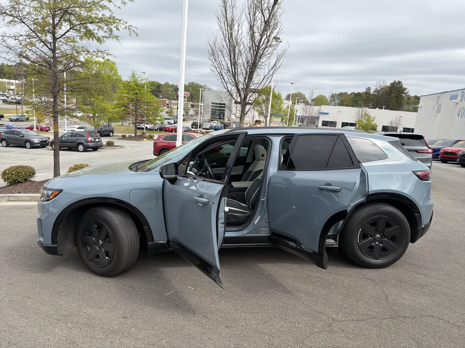 Thumbnail: 2024 Honda Prologue - 17