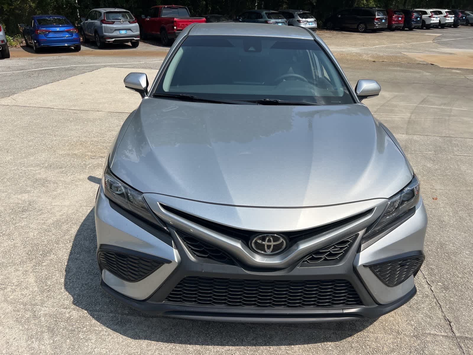 Thumbnail: 2022 Toyota Camry - 16