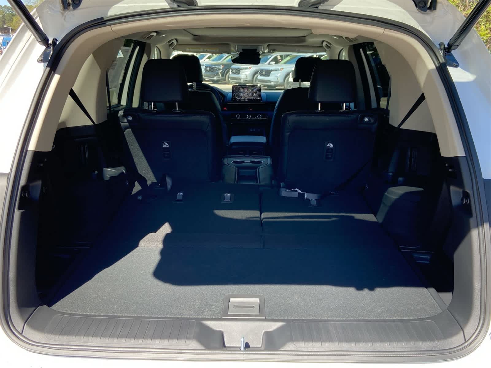 Thumbnail: 2025 Honda Pilot - 9