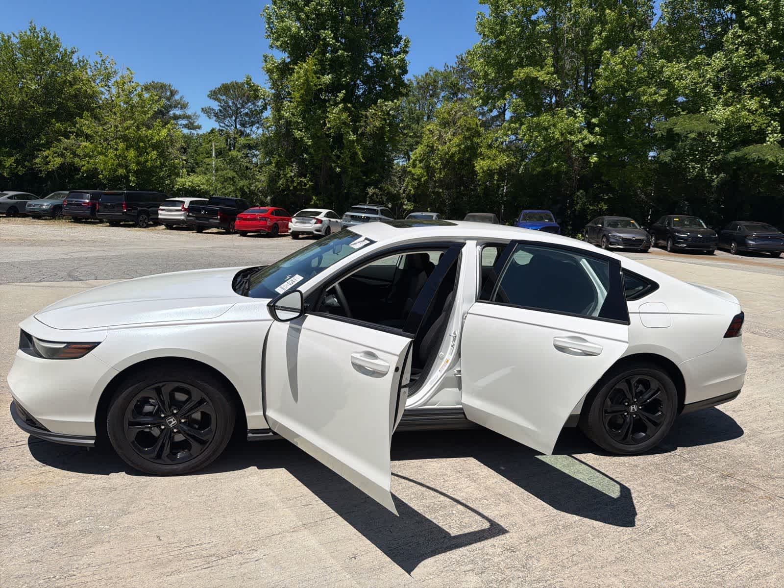 Thumbnail: 2025 Honda Accord - 18