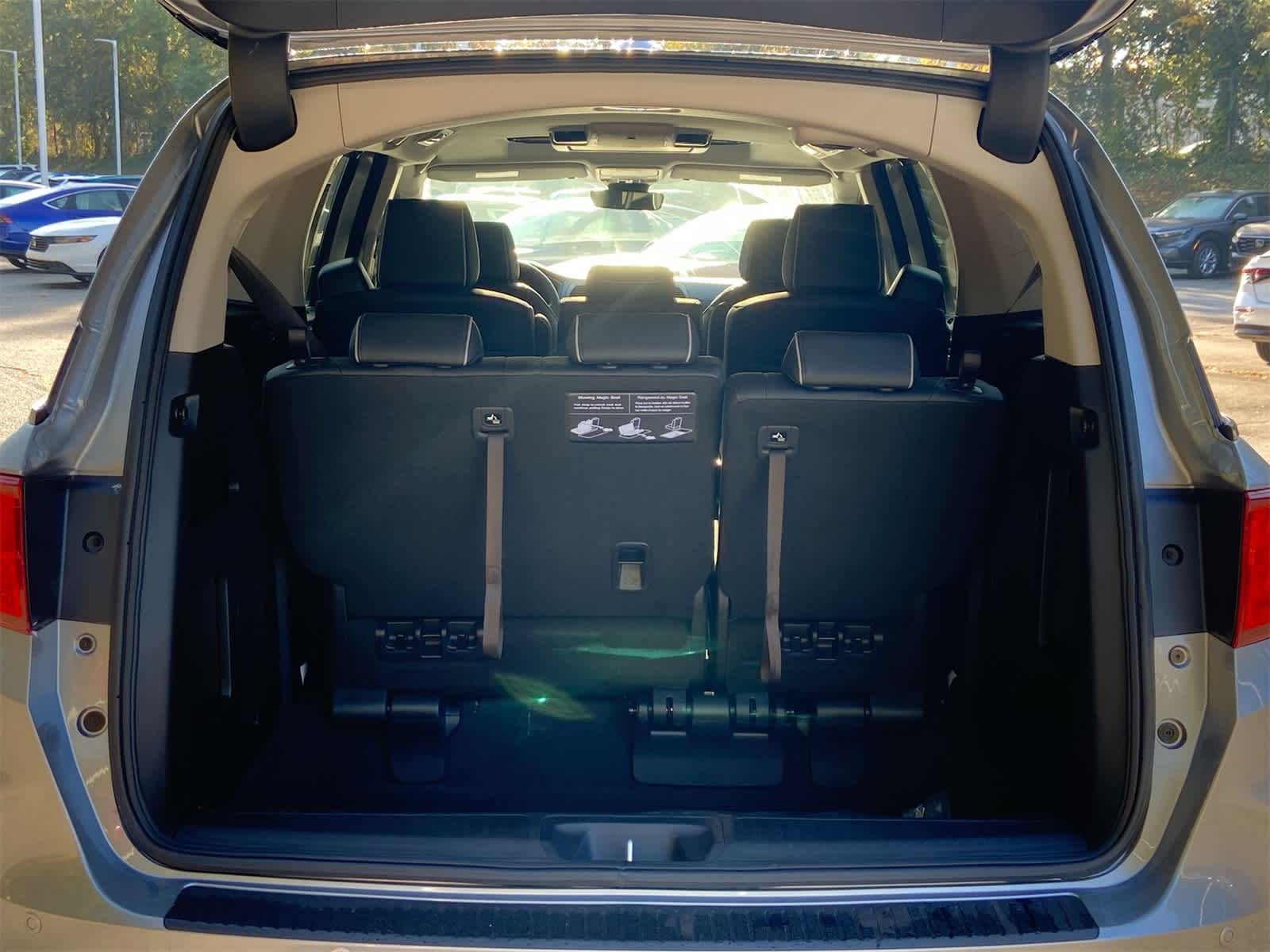 Thumbnail: 2025 Honda Odyssey - 9