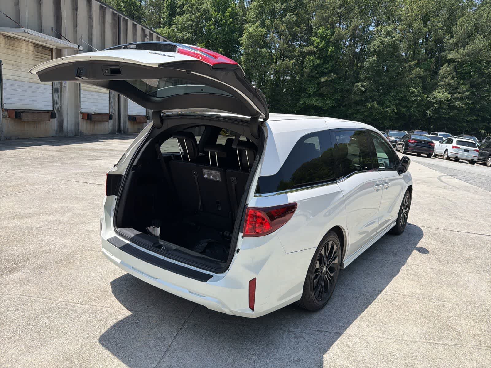 Thumbnail: 2025 Honda Odyssey - 11