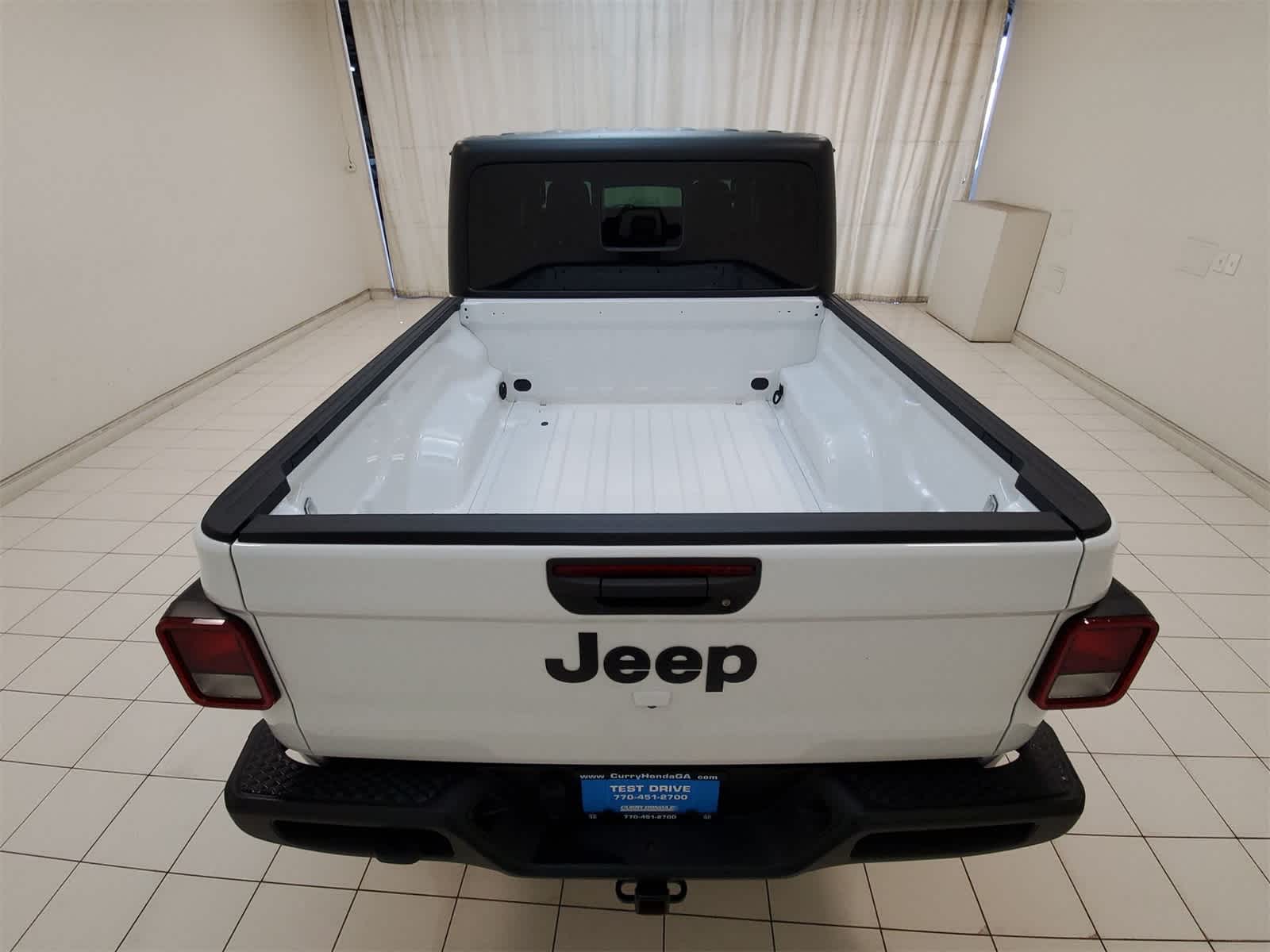 Thumbnail: 2023 Jeep Gladiator - 19