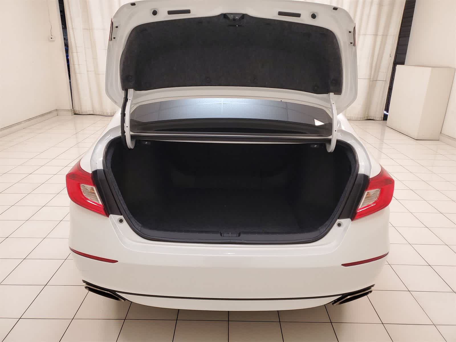 Thumbnail: 2022 Honda Accord - 18