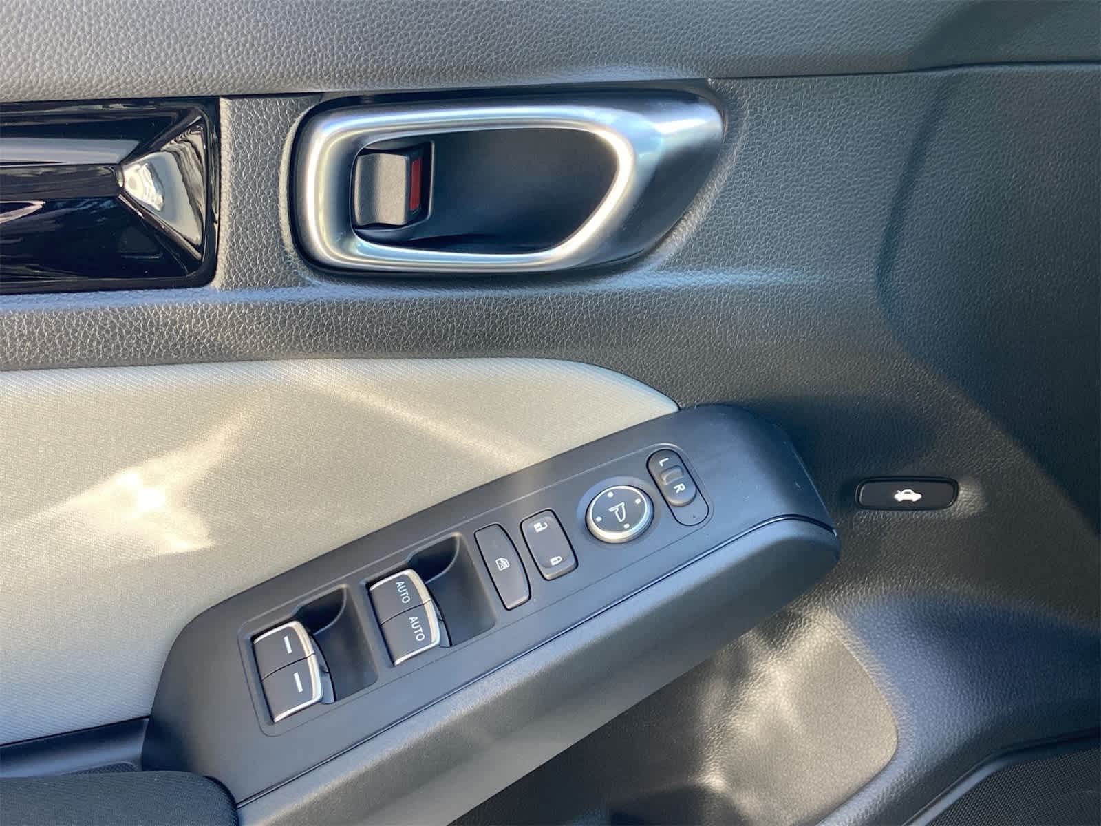 Thumbnail: 2025 Honda Civic - 27