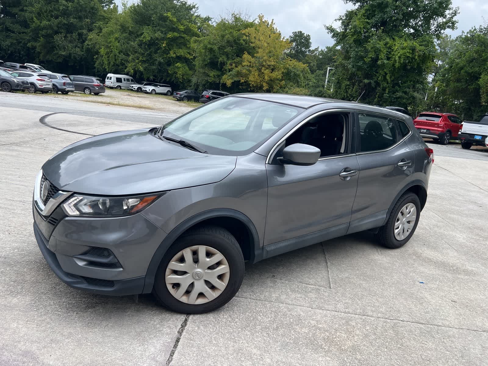 Thumbnail: 2020 Nissan Rogue Sport - 4