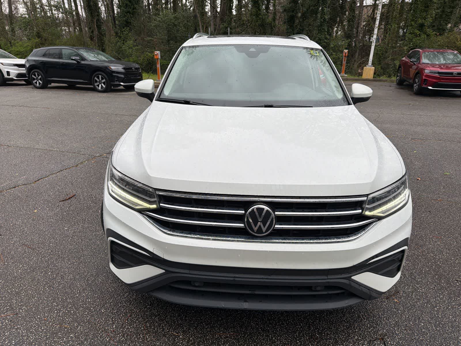 Thumbnail: 2022 Volkswagen Tiguan - 14