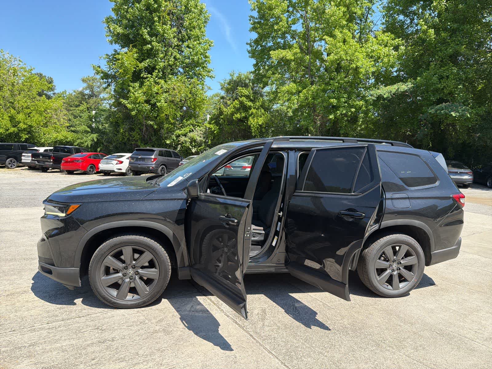 Thumbnail: 2023 Honda Pilot - 19
