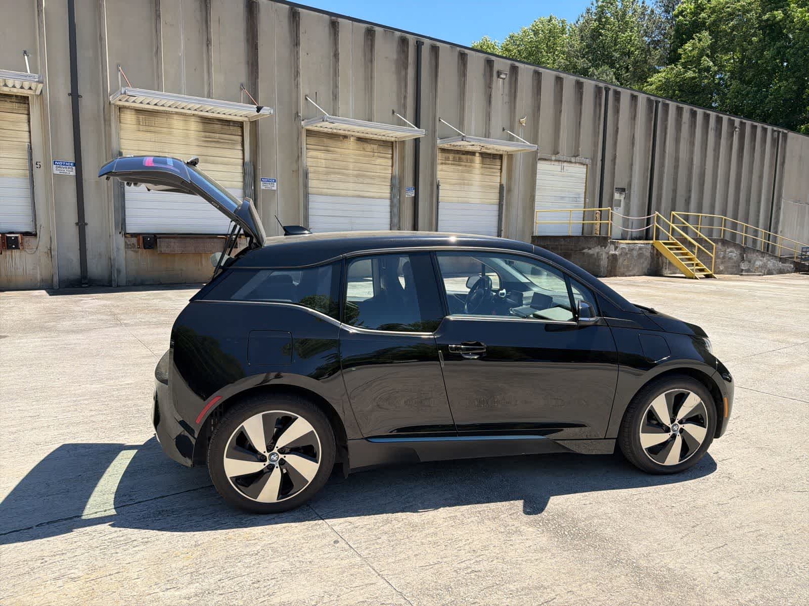 Thumbnail: 2016 BMW i3 - 12