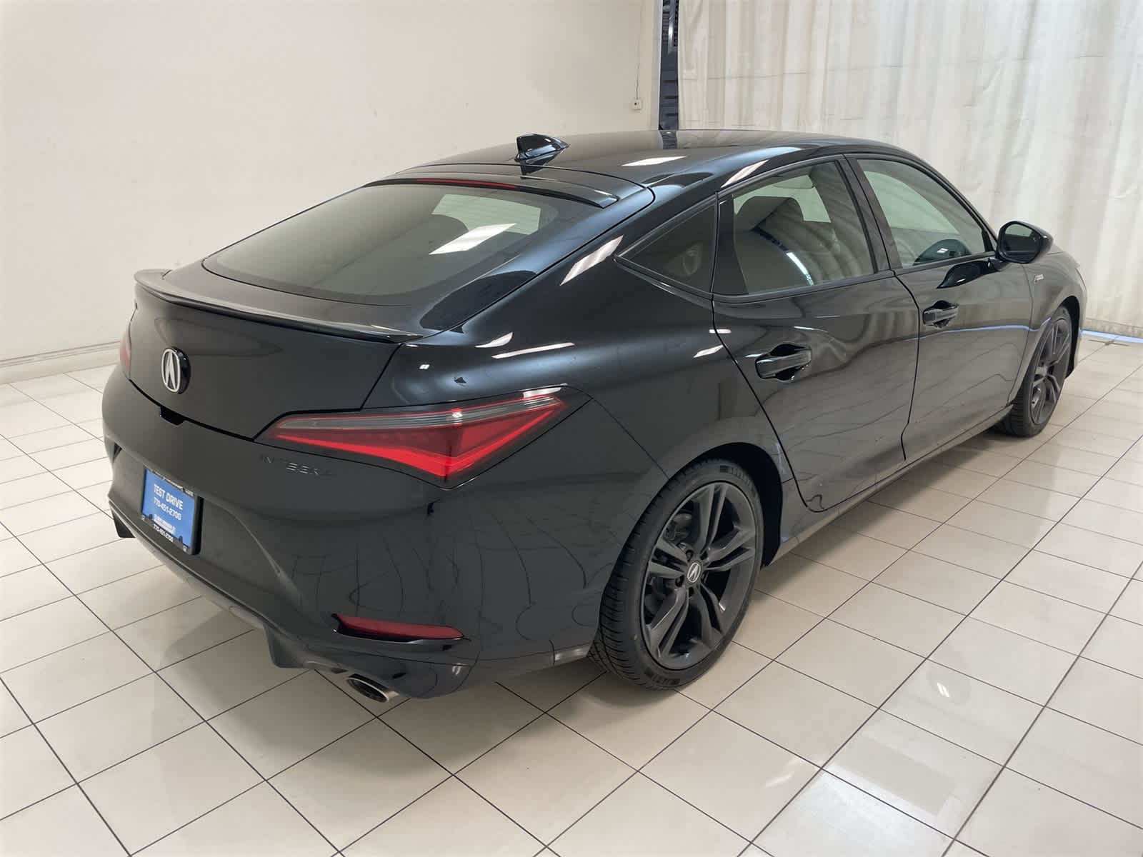 Thumbnail: 2023 Acura Integra - 27