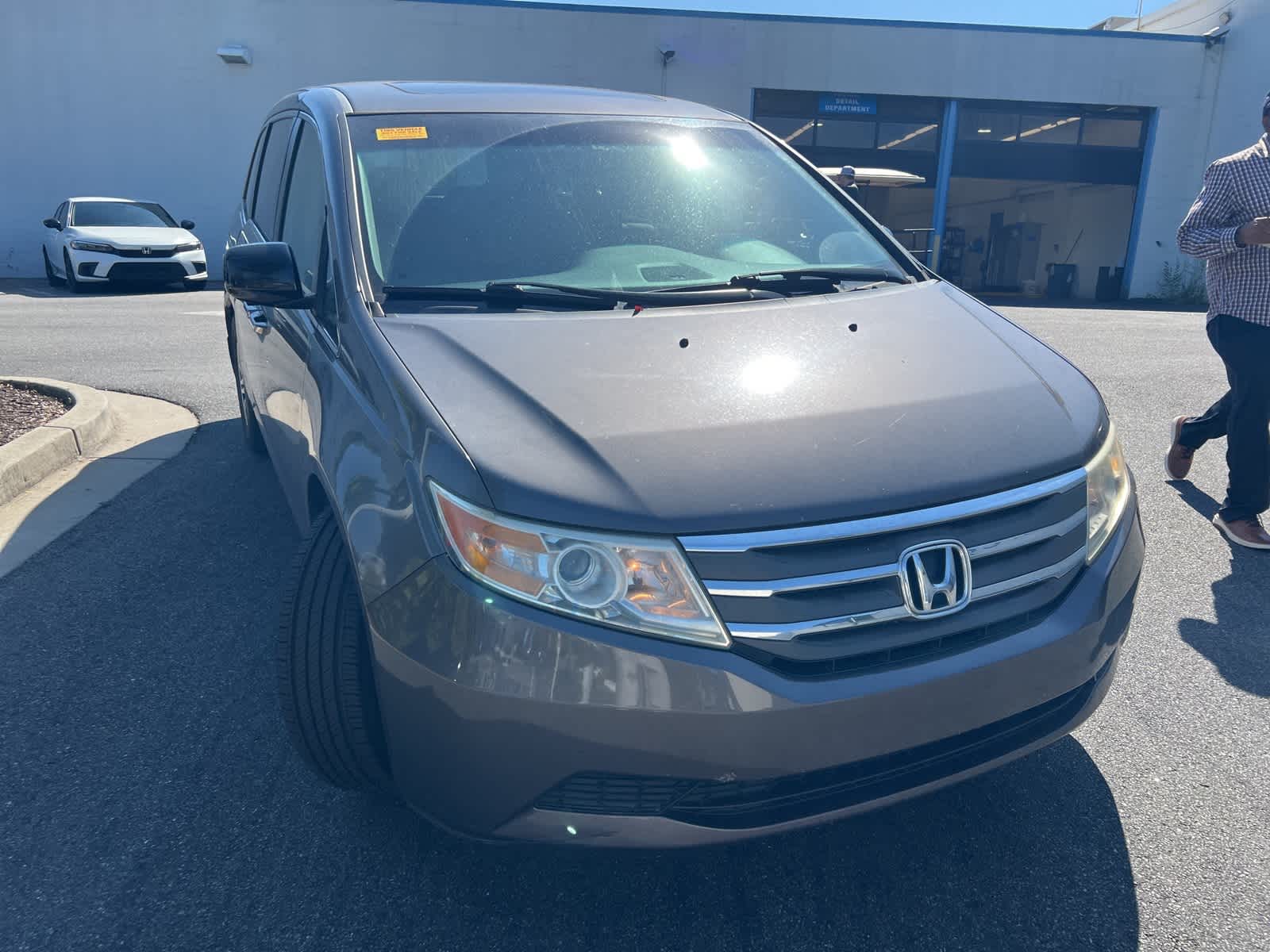 Thumbnail: 2011 Honda Odyssey - 13