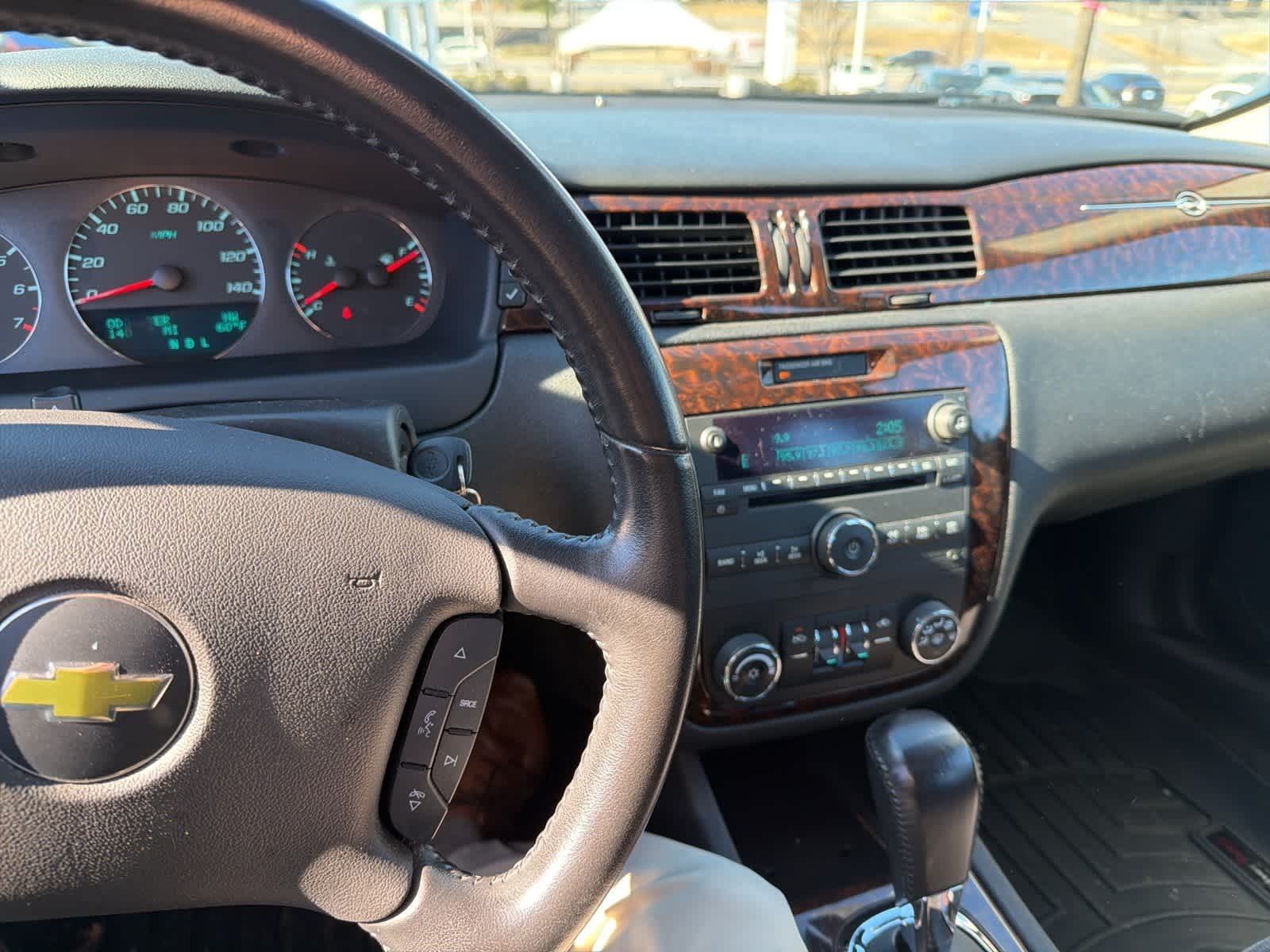 Thumbnail: 2013 Chevrolet Impala - 21