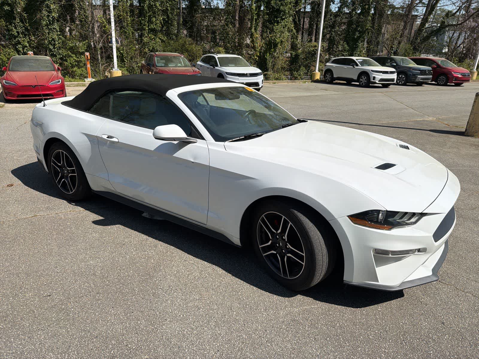 Thumbnail: 2022 Ford Mustang - 12