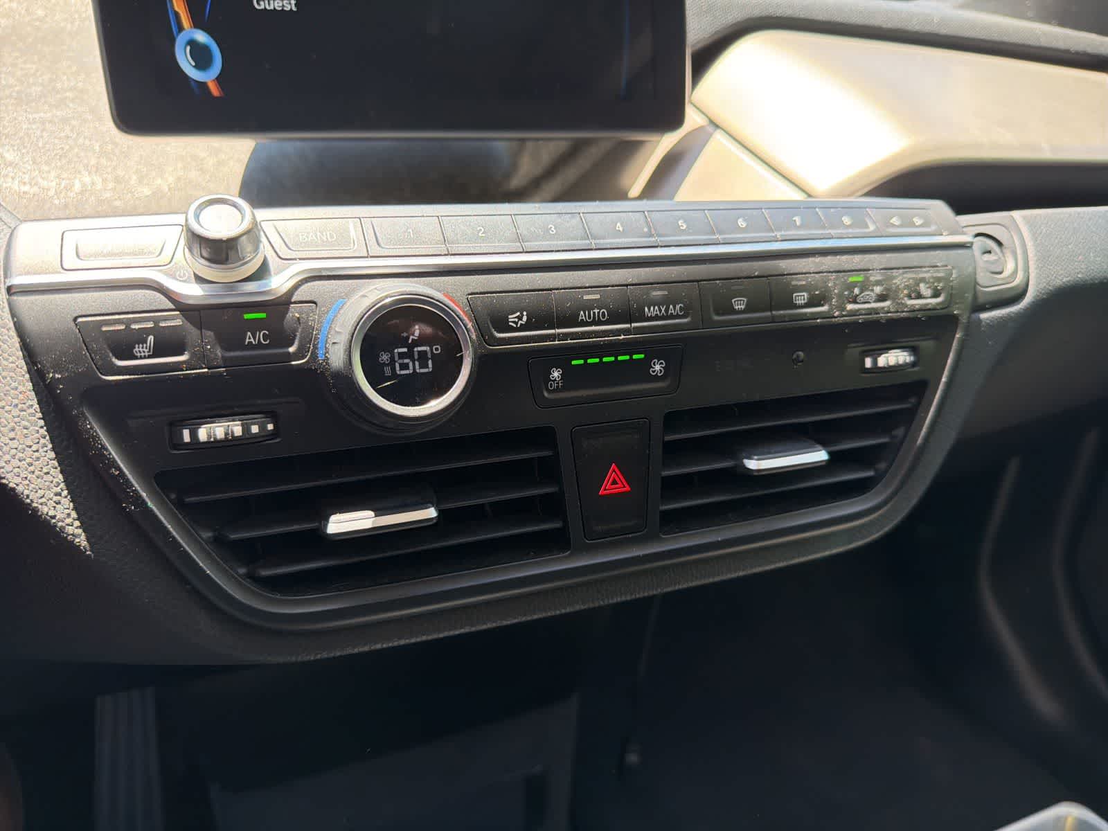 Thumbnail: 2016 BMW i3 - 23