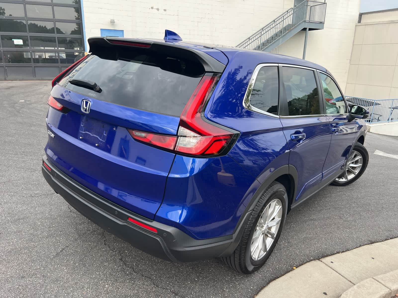 Thumbnail: 2023 Honda CR-V - 10