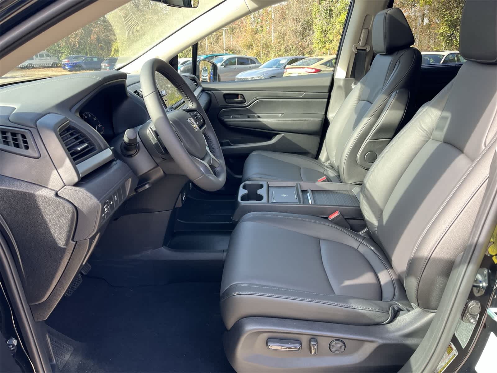 Thumbnail: 2026 Honda Odyssey - 12