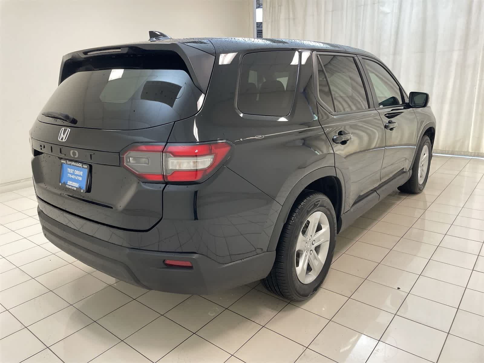 2023 Honda Pilot LX 25