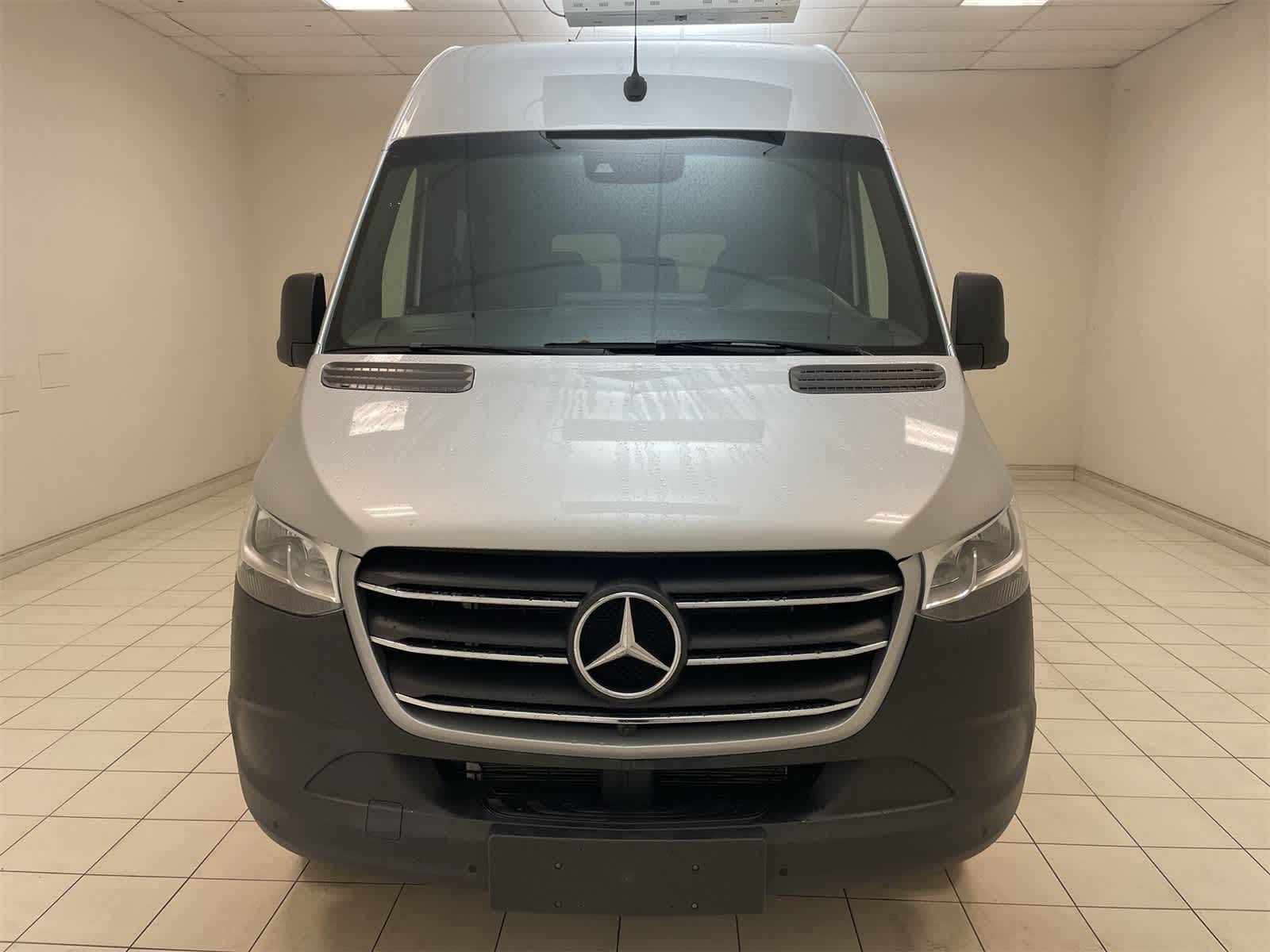 Thumbnail: 2024 Mercedes-Benz Sprinter - 22