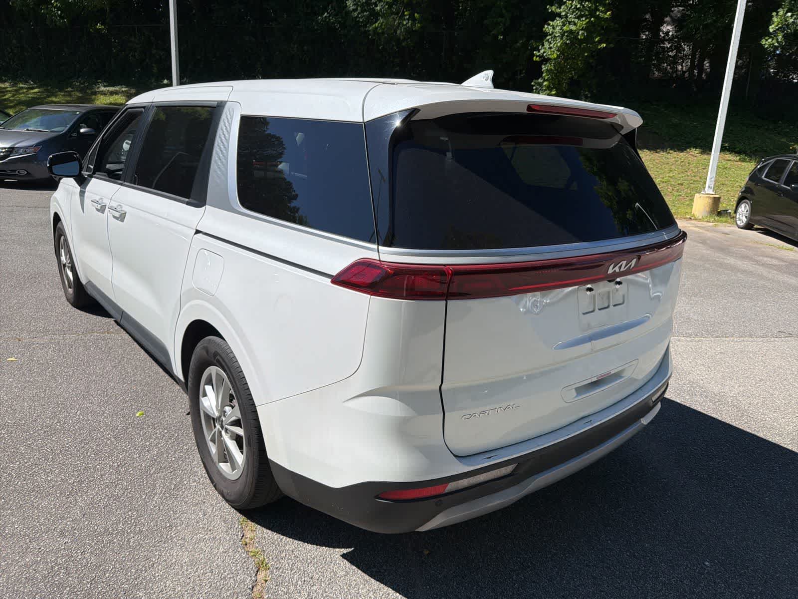 Thumbnail: 2024 Kia Carnival - 8