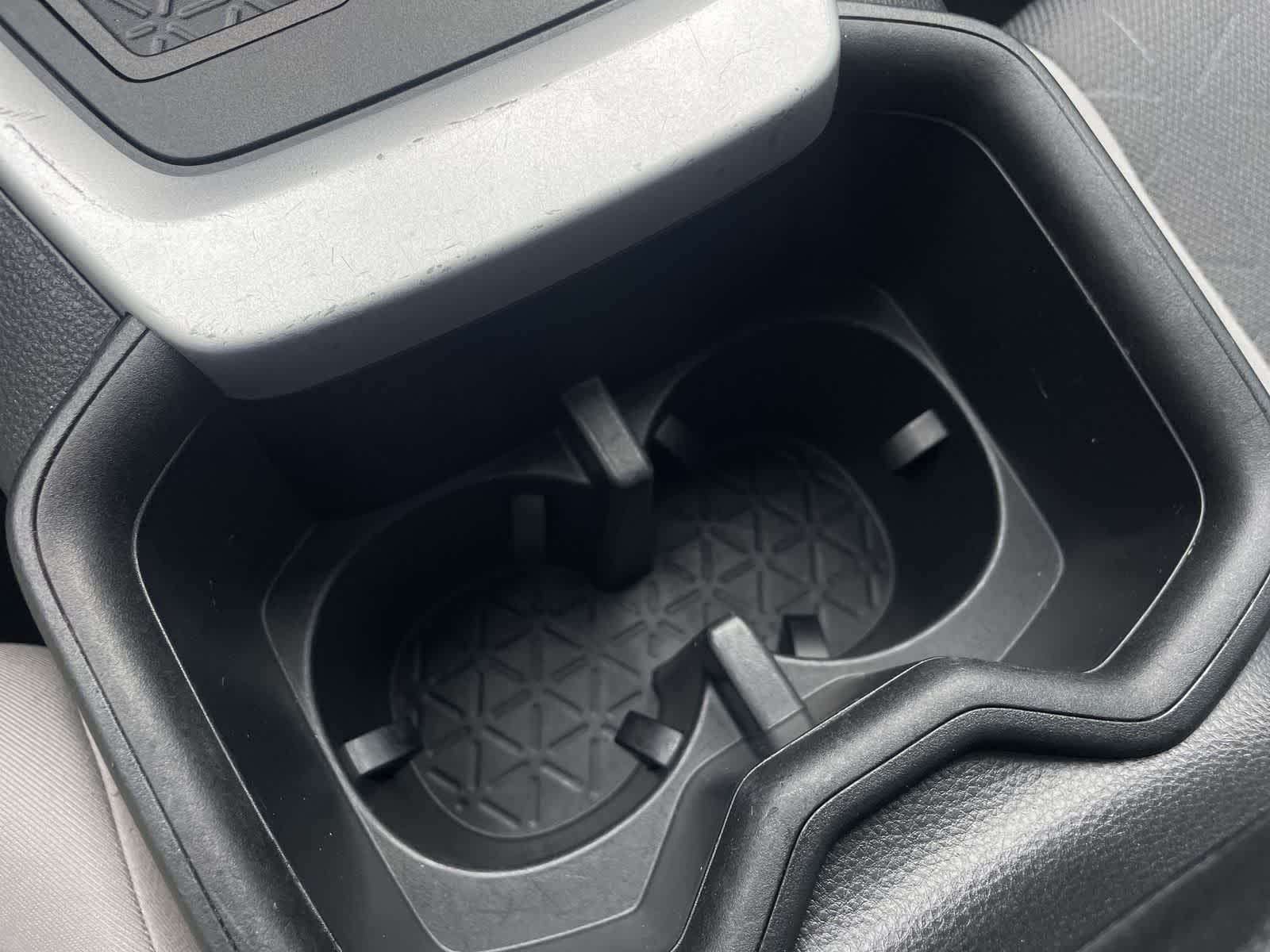 Thumbnail: 2023 Toyota RAV4 - 9