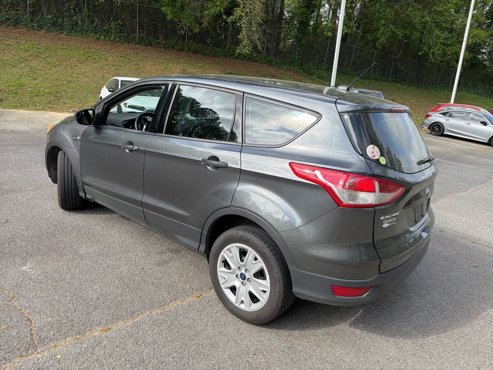Thumbnail: 2016 Ford Escape - 8