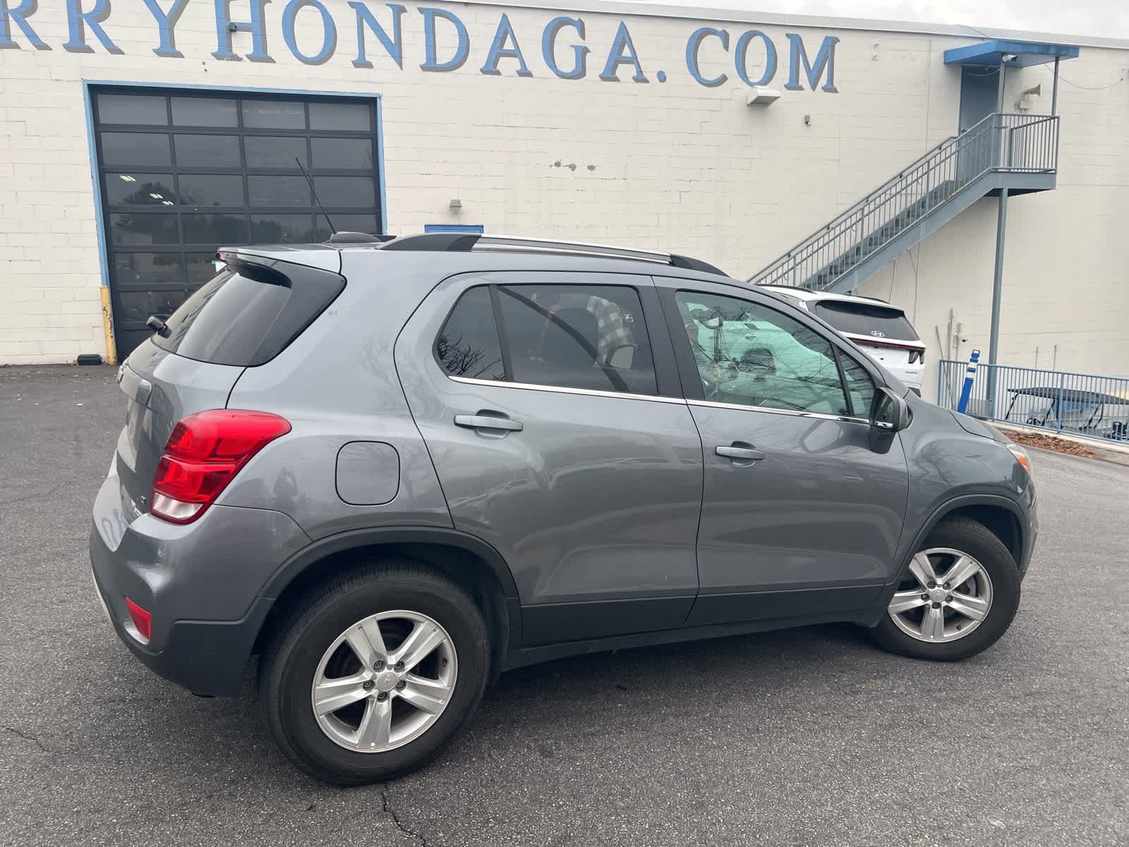 Thumbnail: 2020 Chevrolet Trax - 10