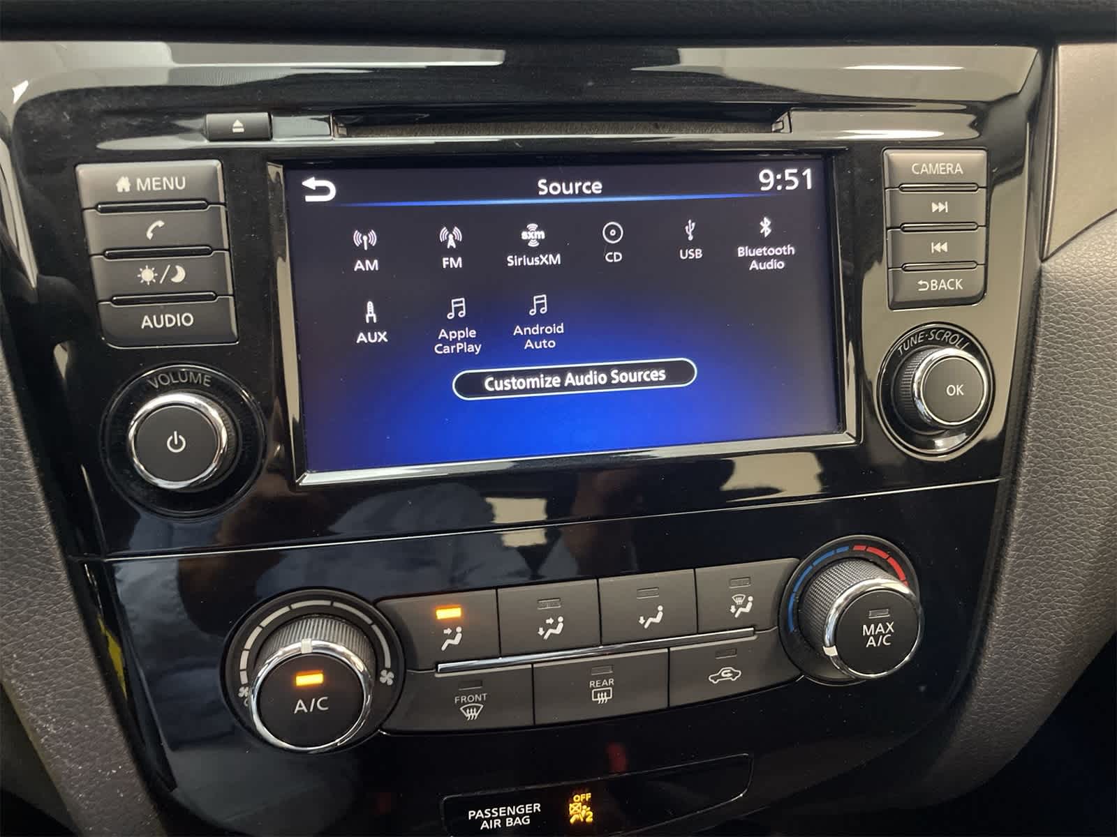 Thumbnail: 2020 Nissan Rogue Sport - 4