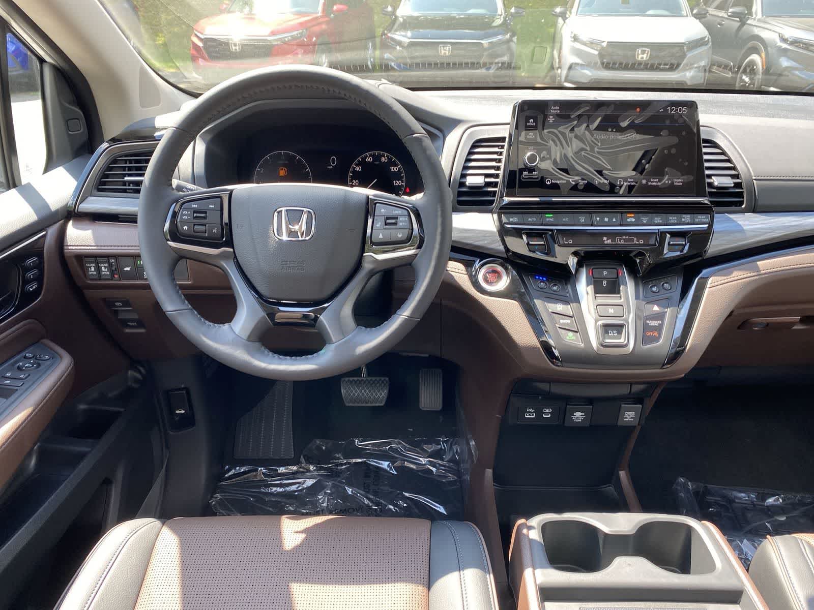 Thumbnail: 2026 Honda Odyssey - 11