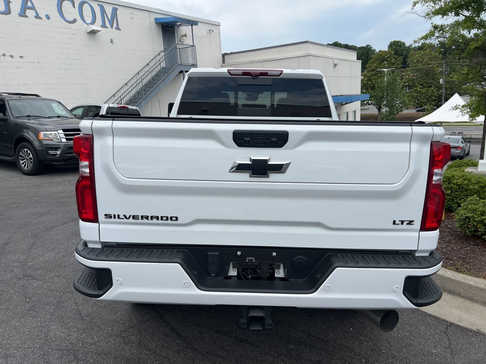 2024 Chevrolet Silverado 2500 LTZ 8