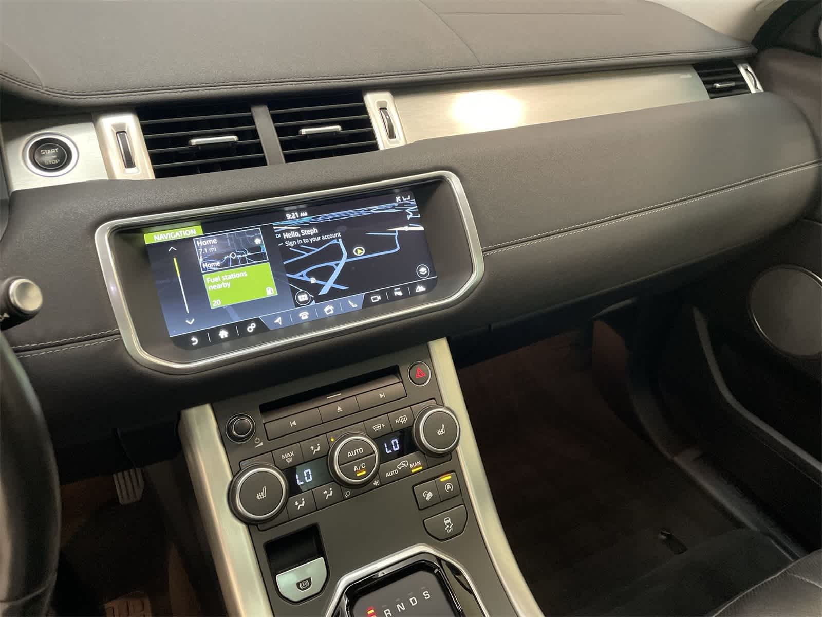 Thumbnail: 2017 Land Rover Range Rover Evoque - 32
