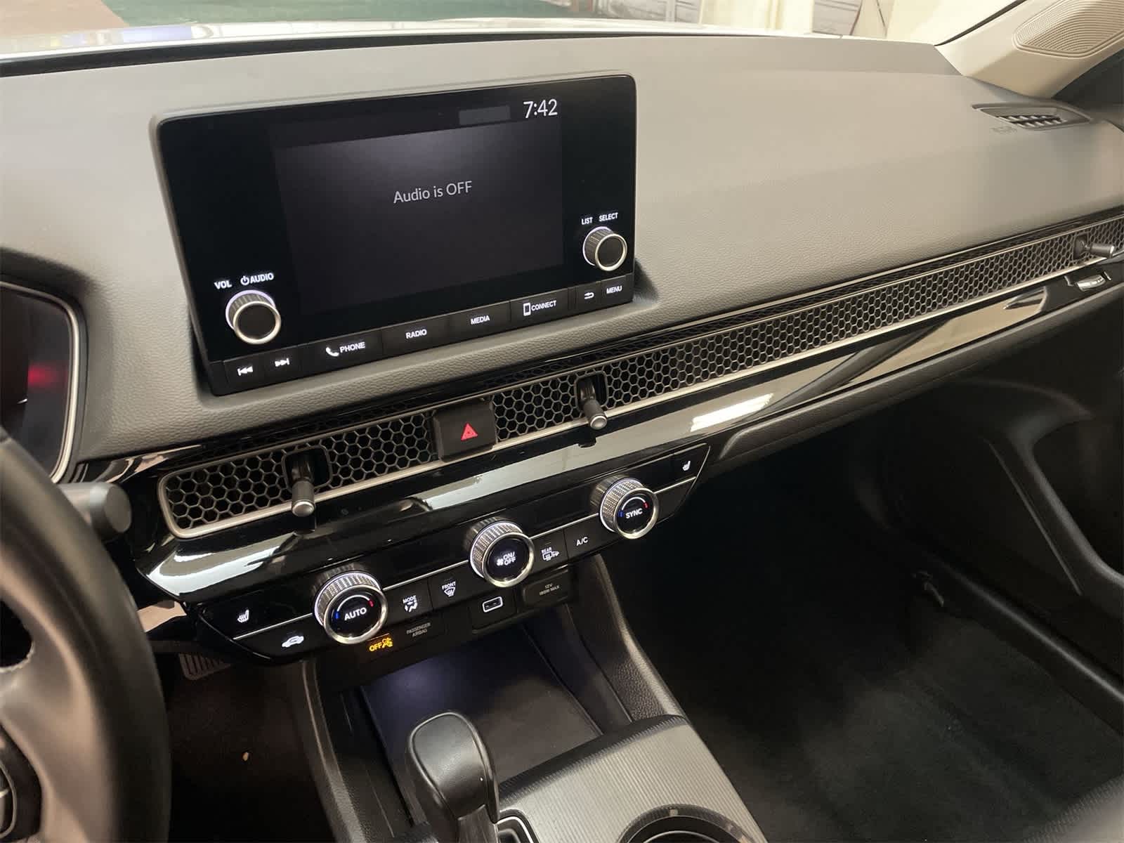 Thumbnail: 2024 Honda Civic - 28