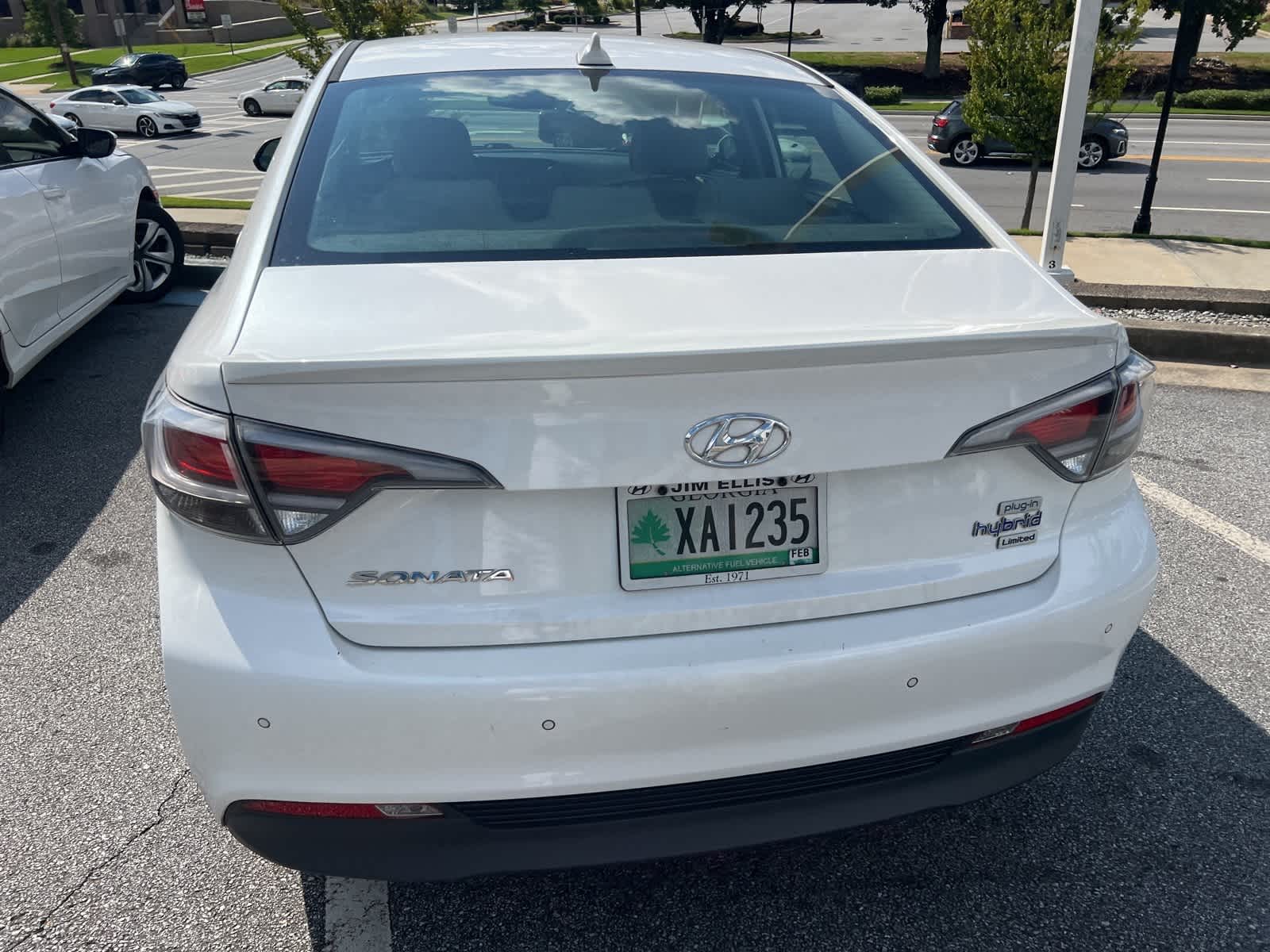 Thumbnail: 2017 Hyundai Sonata - 3