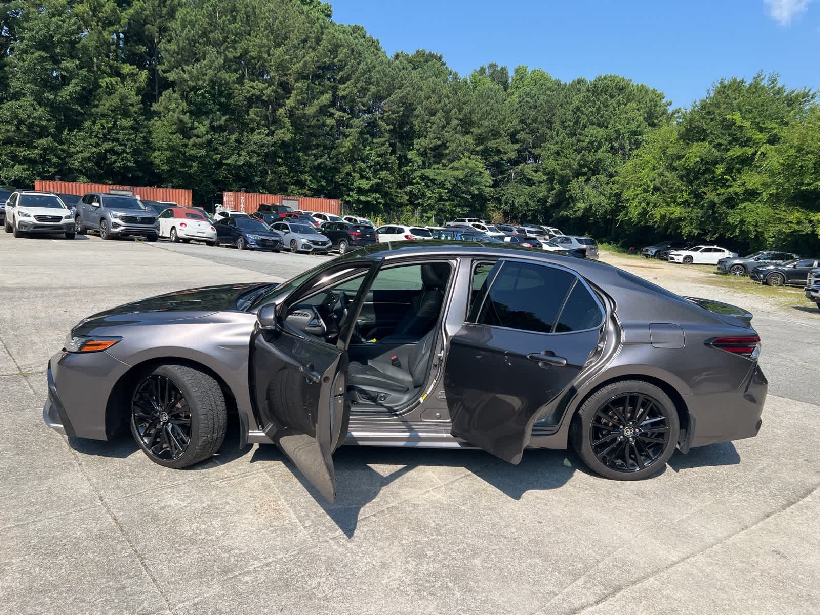 Thumbnail: 2021 Toyota Camry - 18