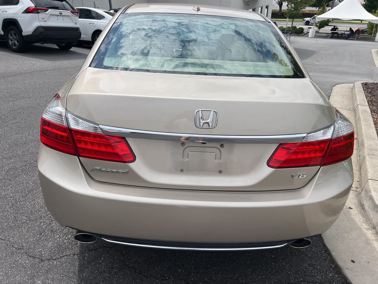 Thumbnail: 2013 Honda Accord - 10