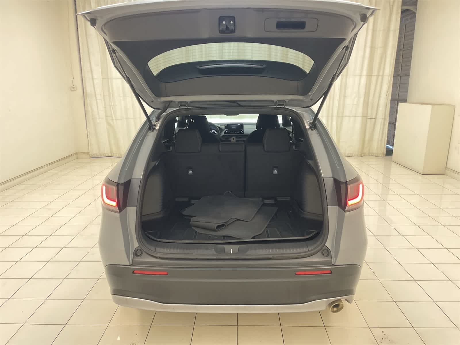 Thumbnail: 2025 Honda HR-V - 21