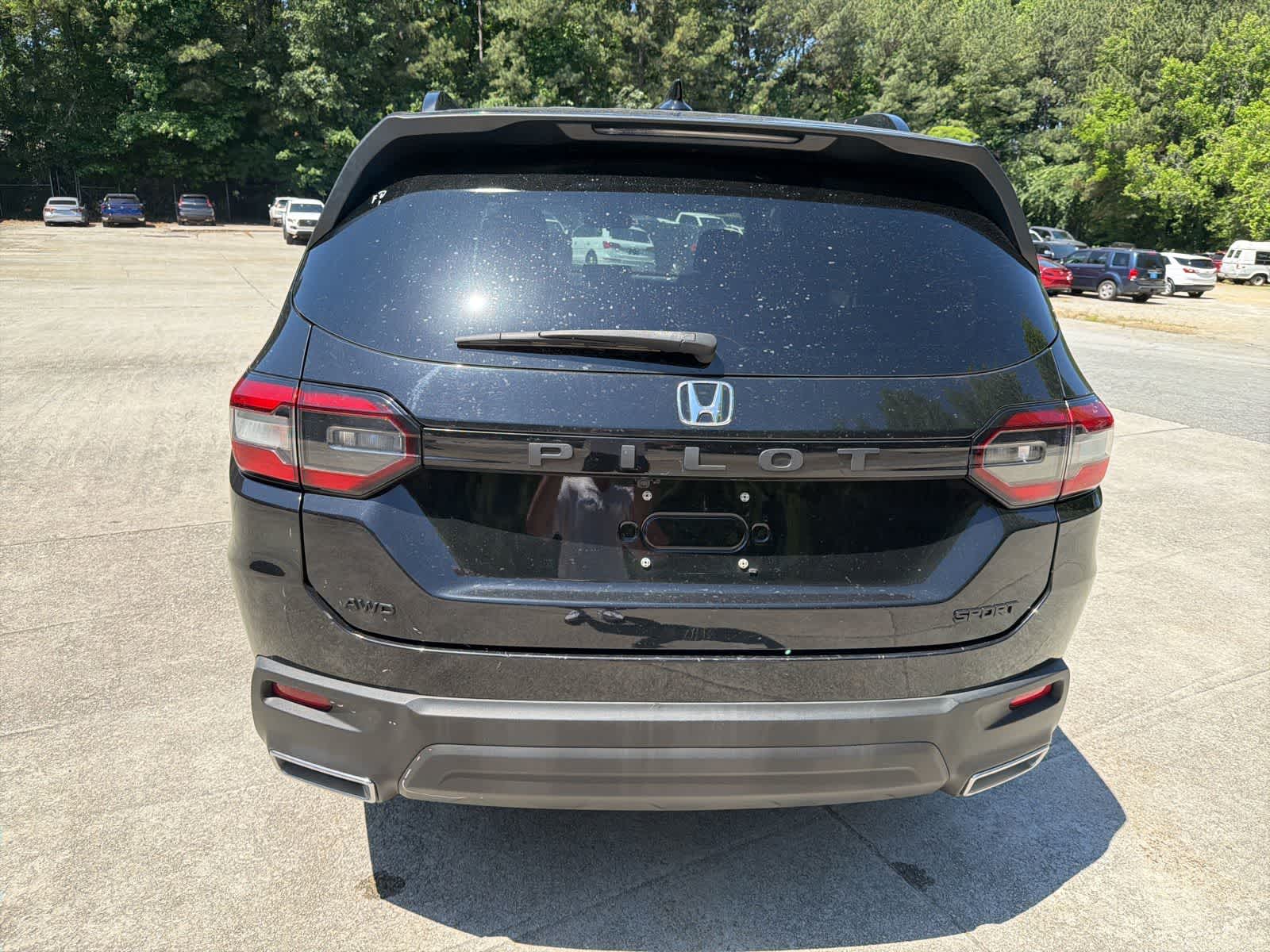 Thumbnail: 2023 Honda Pilot - 10