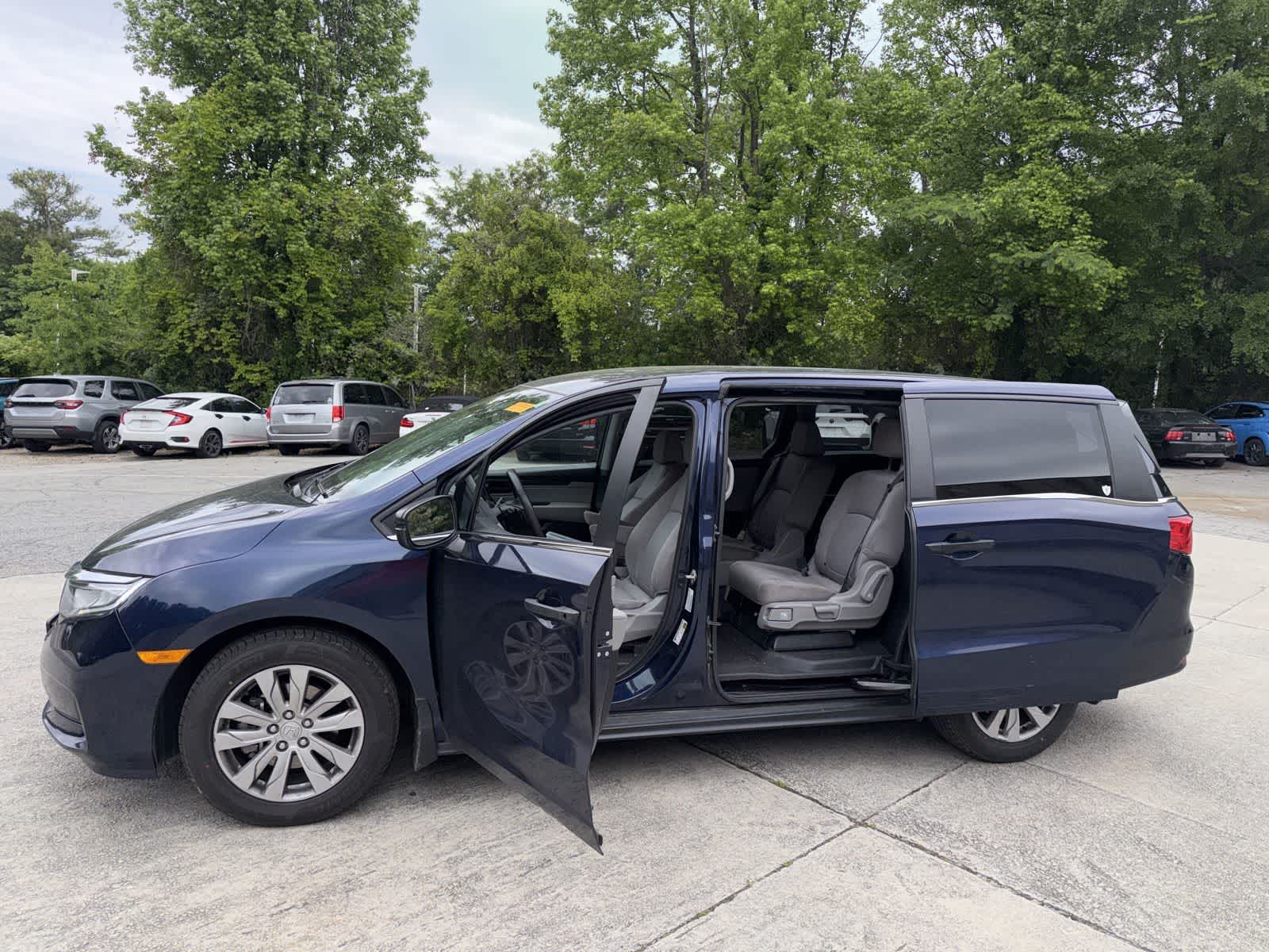 Thumbnail: 2021 Honda Odyssey - 16