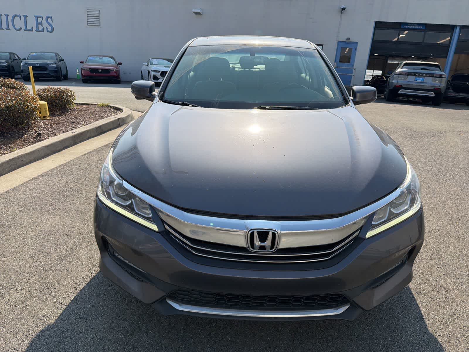 Thumbnail: 2017 Honda Accord - 14