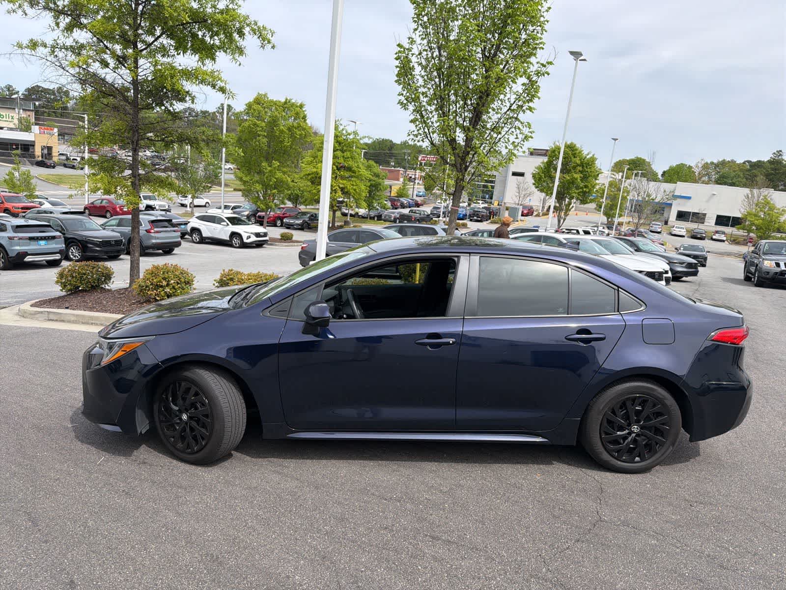 Thumbnail: 2023 Toyota Corolla - 6