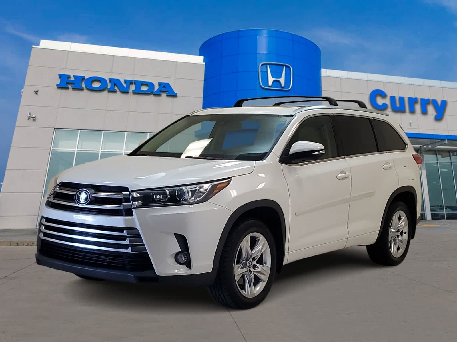Thumbnail: 2017 Toyota Highlander - 1