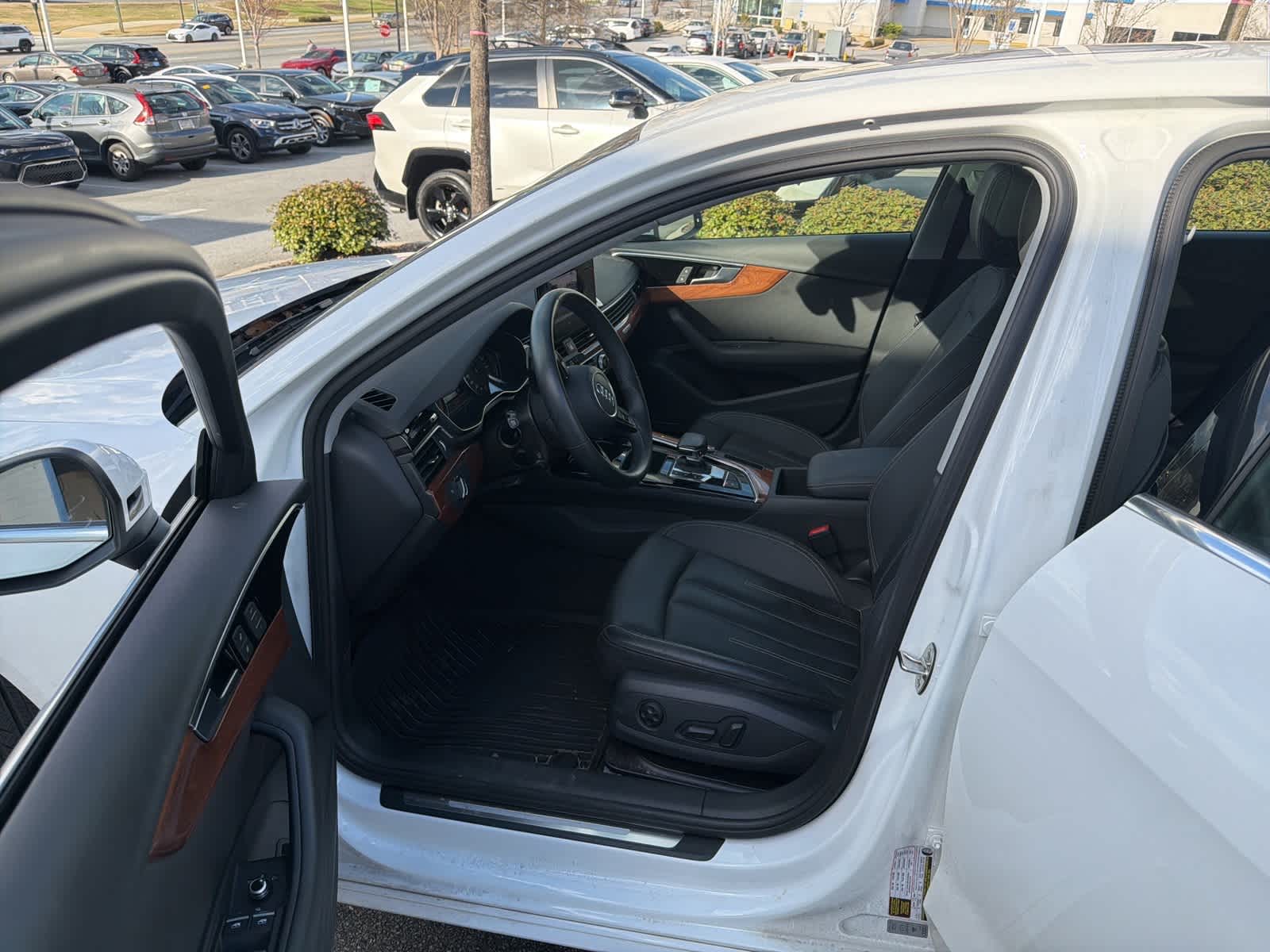 Thumbnail: 2022 Audi A4 - 16