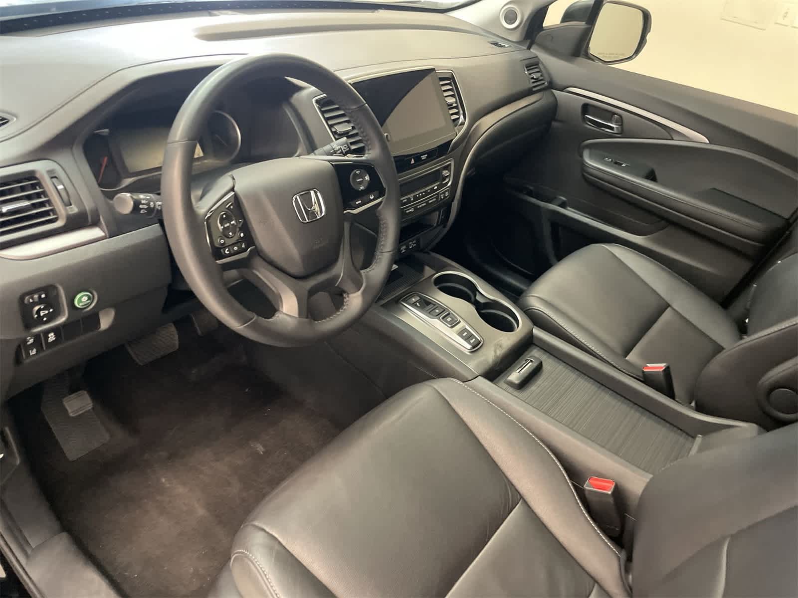 Thumbnail: 2022 Honda Pilot - 2