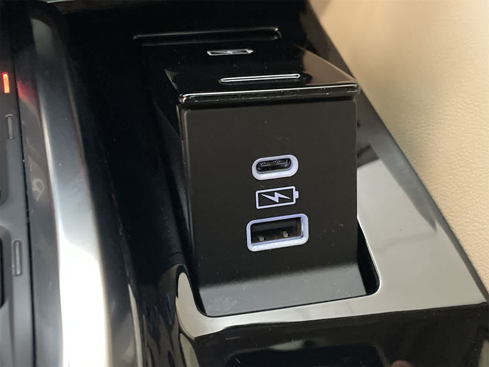 Thumbnail: 2024 Acura MDX - 9