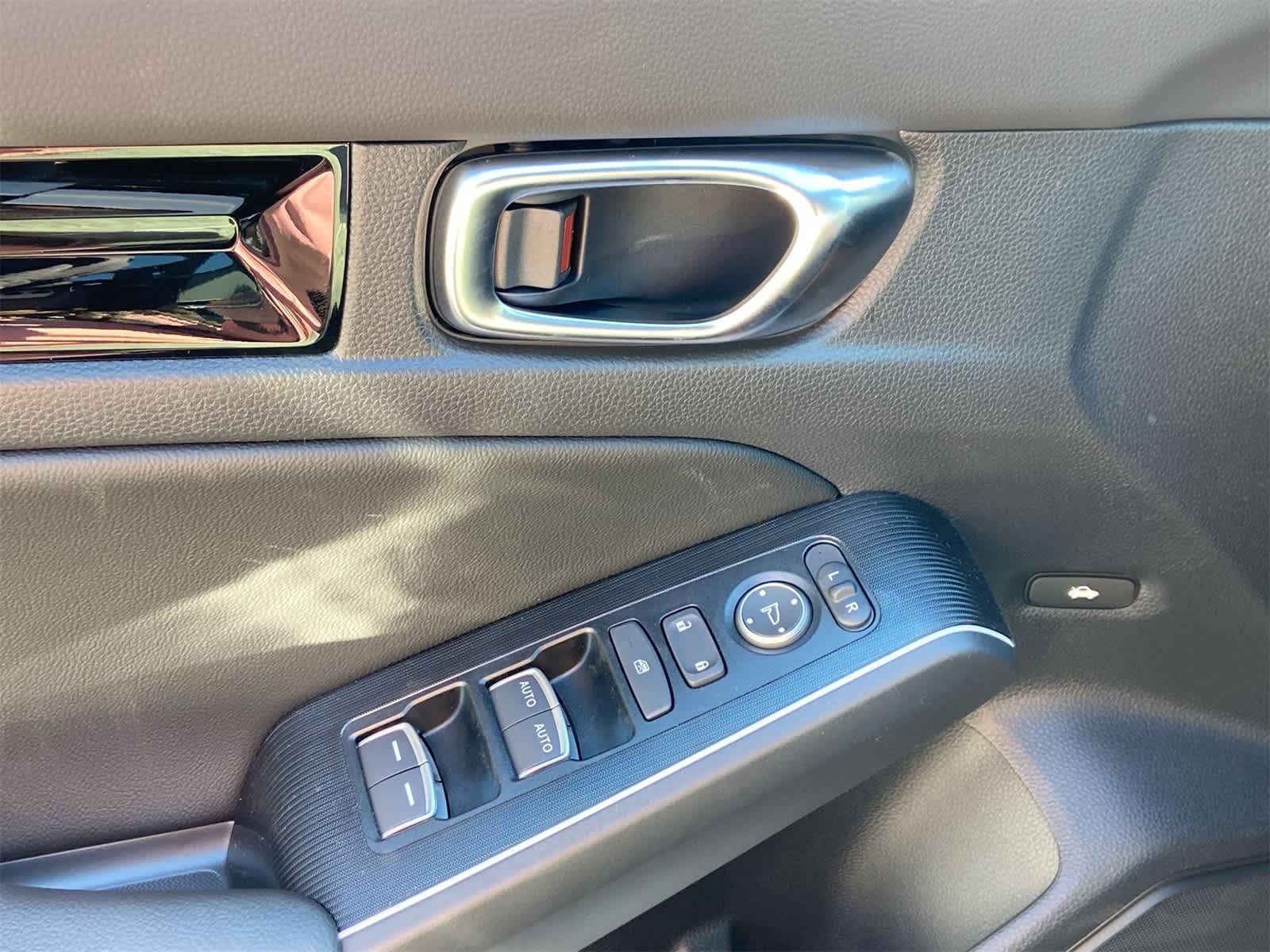 2025 Honda Civic Sport Touring 29
