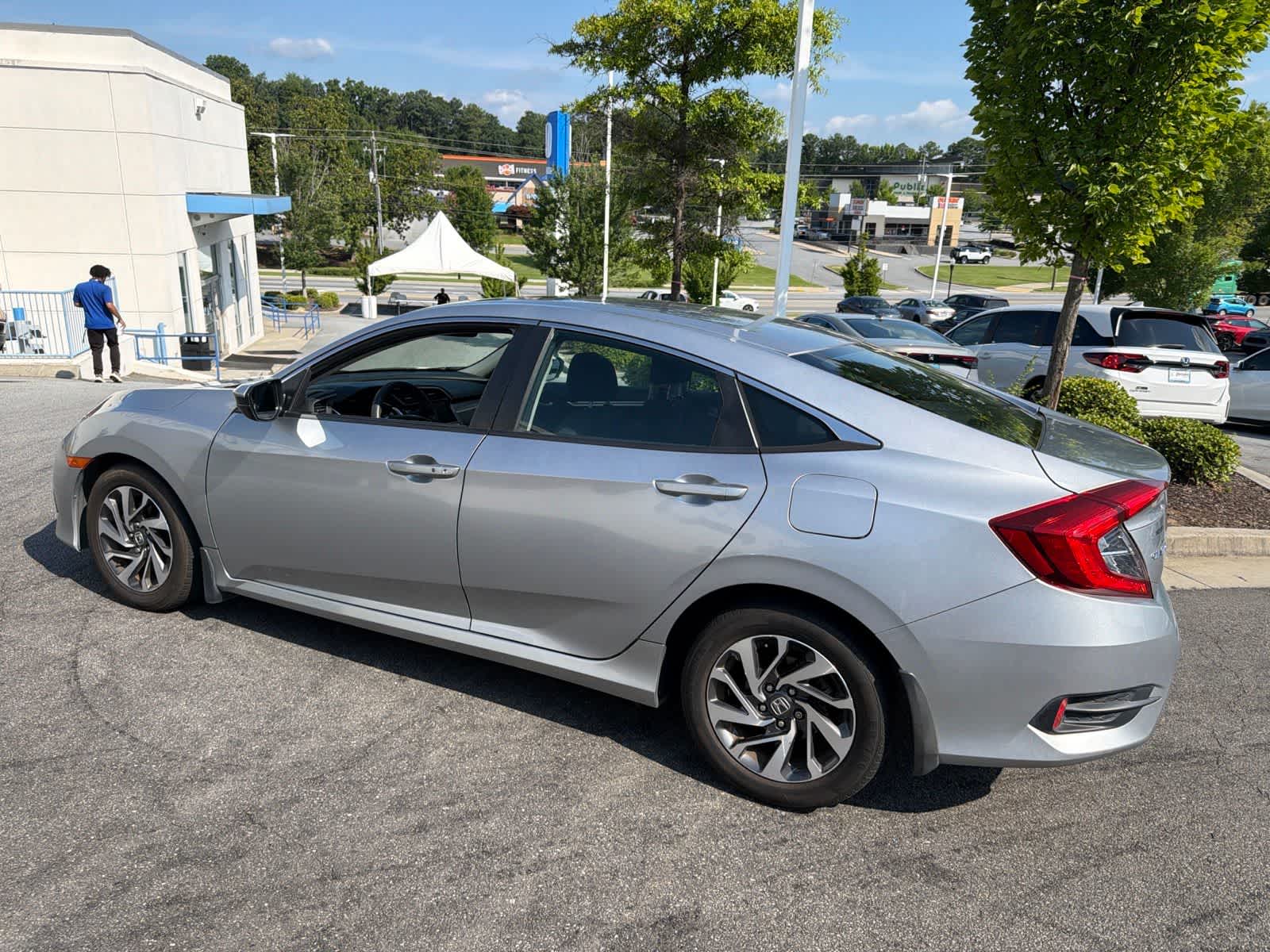 Thumbnail: 2016 Honda Civic - 7